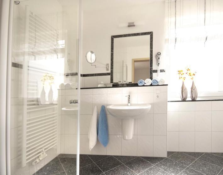 Hotel & Ferienappartements Edelweiss Willingen  Zewnętrze zdjęcie