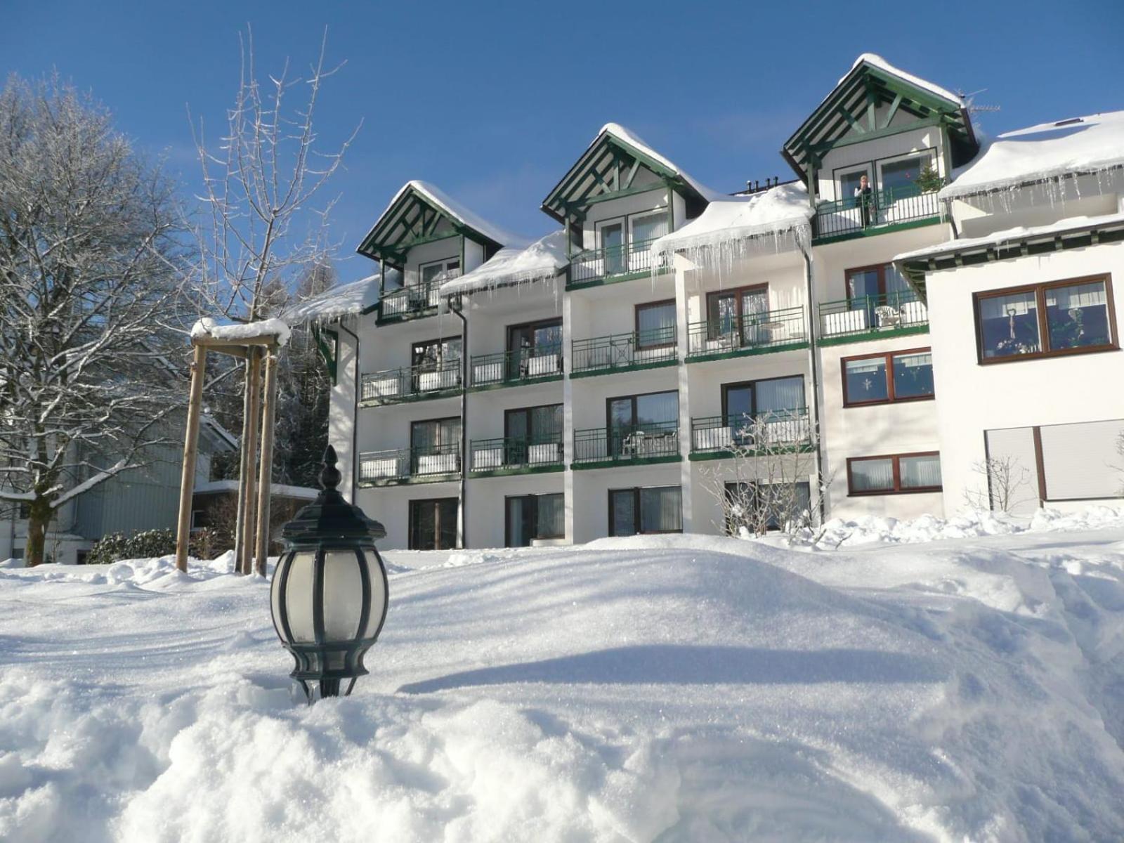 Hotel & Ferienappartements Edelweiss Willingen  Zewnętrze zdjęcie
