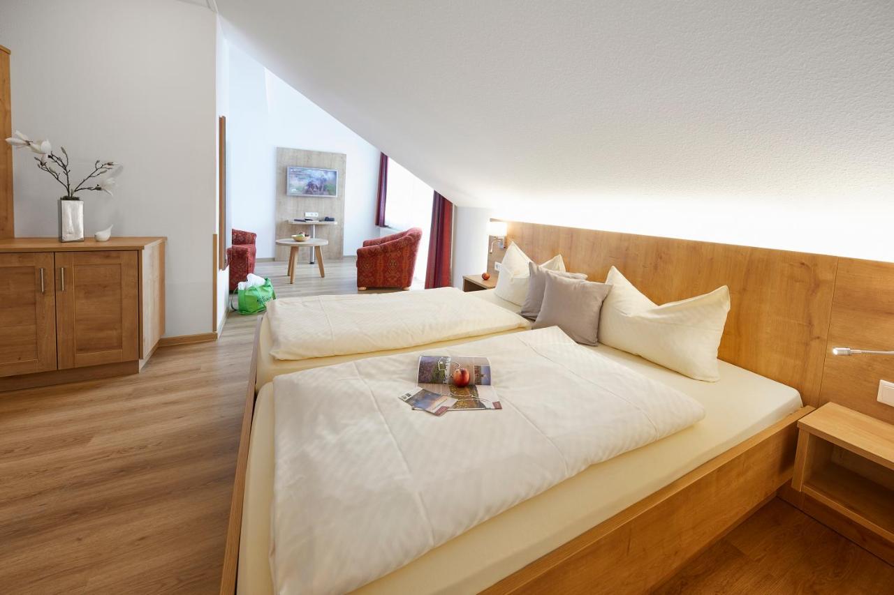 Hotel & Ferienappartements Edelweiss Willingen  Zewnętrze zdjęcie